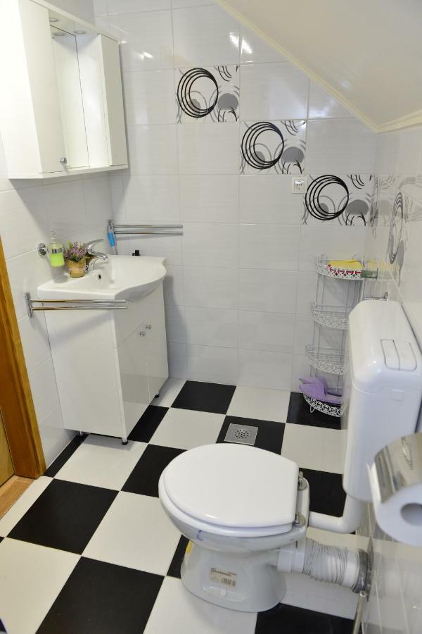 Apartmani Miscevic Josipdol Luaran gambar